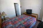 1 Full Size (DBL) bed Smoking Picture 2
